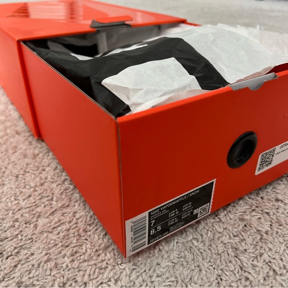 Nike Vaporwaffle Sacai (Sail/Gum) - Picture 8 of 12